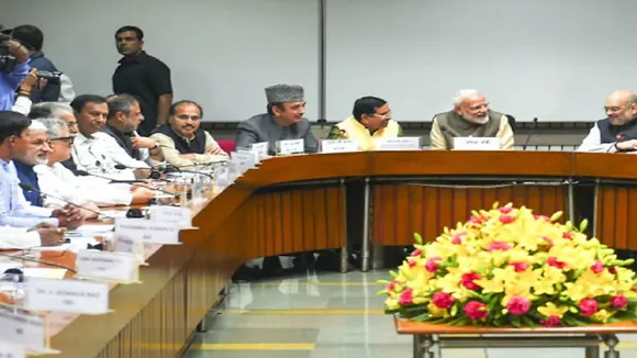 सर्वदलीय बैठक में PM मोदी बोले- सरकार सभी मुद्दों पर चर्चा के लिए तैयार, विपक्ष ने की ये मांग