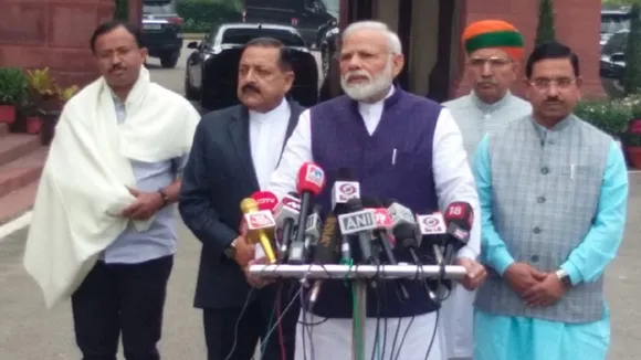 Parliament Winter Session: पीएम मोदी ने कहा वाद हो, विवाद हो लेकिन सार्थक संवाद हो