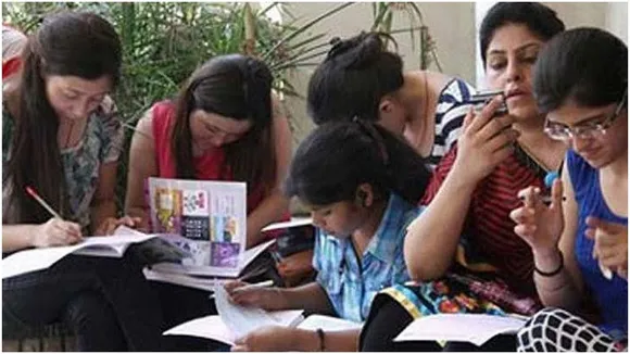 अमेरिका जाने वाले छात्रों में चीन के बाद सर्वाधिक संख्या भारतीयों की, रिपोर्ट में खुलासा