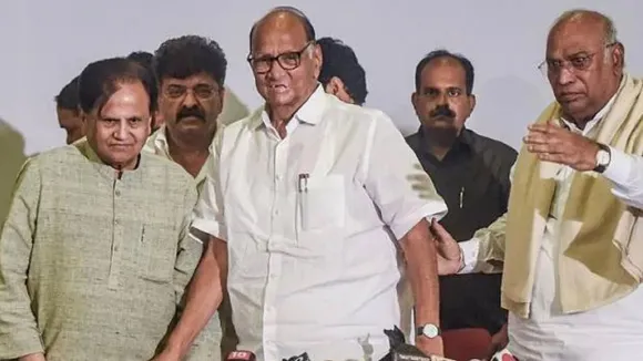 महाराष्ट्र की राजनीतिक तस्वीर हुई साफ, जल्द बन सकती है शिवसेना-राकांपा-कांग्रेस की सरकार