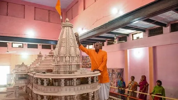 अयोध्या में श्रीराम मंदिर निर्माण के लिए एक महीने की सेलरी दान में देंगे BJP MLA श्रीराम सोनकर