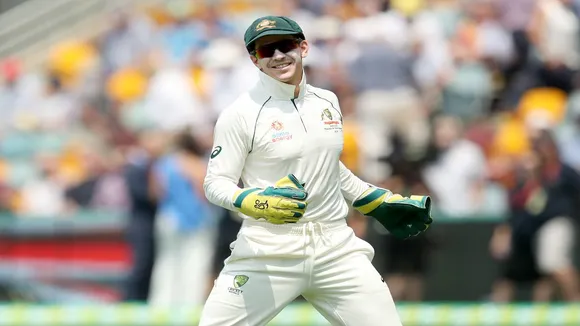 AUS vs PAK: ऑस्ट्रेलियाई कप्तान ने पाकिस्तानी बल्लेबाज पर की अजोबो-गरीब टिप्पणी, स्टंप माइक में कैद हुई आवाज