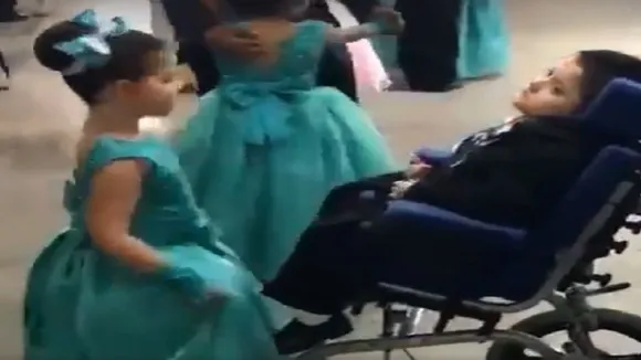 Viral Video: स्कूल प्रोग्राम में बच्ची ने पार्टनर के बजाए अपने बीमार भाई को चुना डांस पार्टनर
