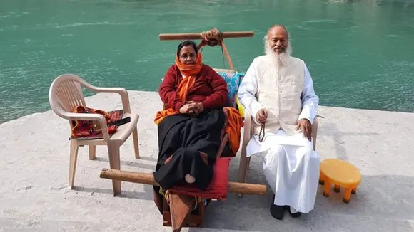 उमा भारती के पैर में फ्रैक्चर, रेस्ट टाइम में लिखेंगी पीएम मोदी पर किताब