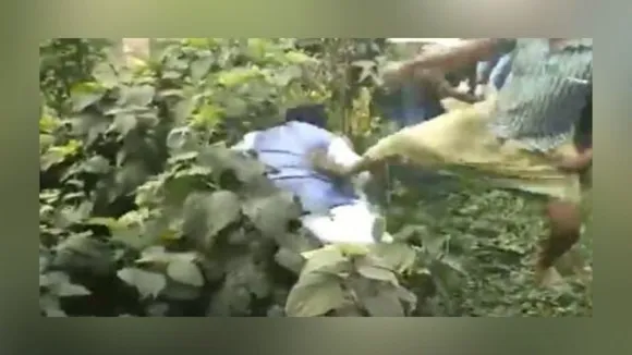 Video: TMC कार्यकर्ताओं की गुंडागर्दी फिर आई सामने, बीजेपी के उपाध्यक्ष और उपचुनाव प्रत्याशी को लात घूंसों से पीटा