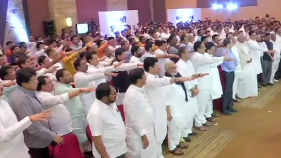 महाराष्ट्र: हयात होटल में शक्ति प्रदर्शन के बाद विधायकों को दिलाई गई ये शपथ, जानें क्या