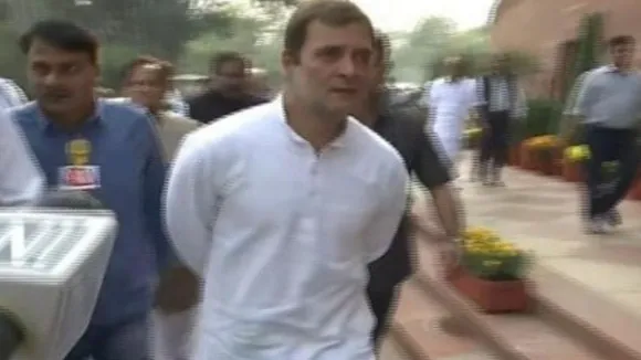 संविधान दिवस के दिन राष्ट्रपति कोविंद के भाषण का Boycott करेगी कांग्रेस