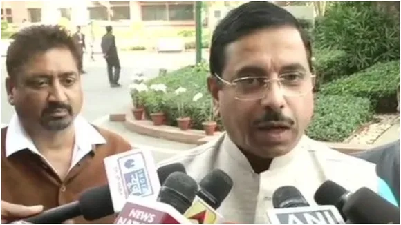 'घुसपैठिया हैं पीएम नरेंद्र मोदी और गृह मंत्री अमित शाह', कांग्रेस नेता के विवादित बयान पर घमासान