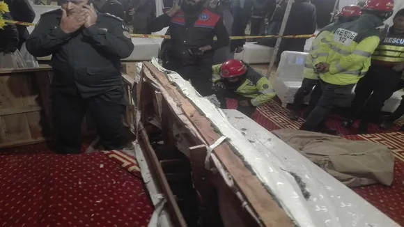 अनाज मंड़ी अग्निकांड में पुलिस ने फरार फैक्ट्री मालिक पर दर्ज किया मुकदमा, इस सेक्शन के तहत होगी कार्रवाई