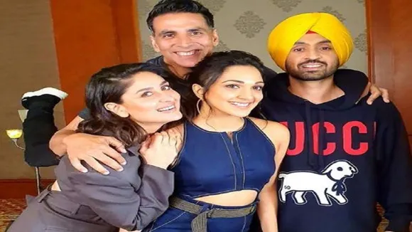 अक्षय-करीना ने कार में किया Good Newwz का प्रमोशन, देखें ये मजेदार Video