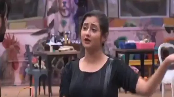 Bigg Boss 13: विशाल ने रश्मि-सिद्धार्थ के रोमांटिक वीडियो पर किया कमेंट तो रश्मि देसाई ने सुनाई खरी-खोटी