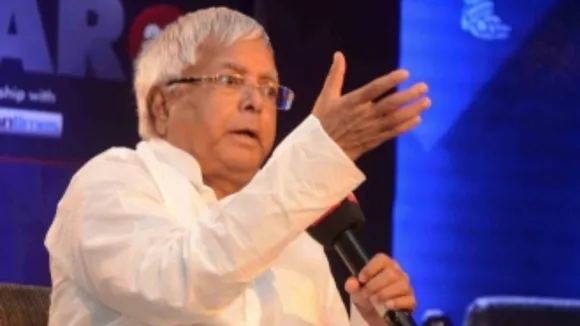 देश के सबसे कठिन दौर में मुझे जनता के बीच खुद की कमी खल रही, लालू ने तेजस्वी से कही ये बात