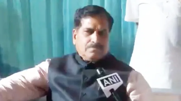 कोई भी सार्वजनिक संपत्ति को नुकसान पहुंचाता है उसे देखते ही गोली मार दो: रेल राज्यमंत्री
