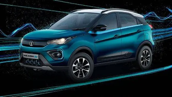 टाटा मोटर्स ने Tata Nexon EV से उठाया पर्दा, फुल चार्ज पर चलेगी 300 किलोमीटर