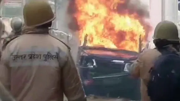 कानपुर में CAA प्रदर्शन के दौरान 11 प्रदर्शनकारी जख्मी, कई को लगी पुलिस की गोली
