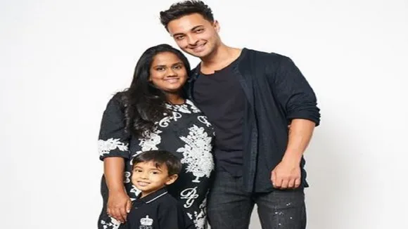 जन्मदिन पर सलमान खान बने मामा, अर्पिता-आयुष के घर आई नन्हीं परी