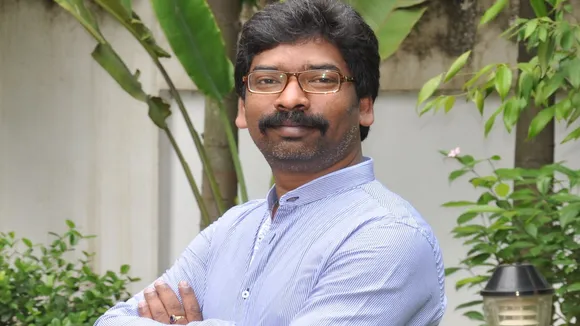 झारखंड के 11वें मुख्यमंत्री पद की आज शपथ लेंगे हेमंत सोरेन, भव्य समारोह के लिए सजा मोहराबादी मैदान