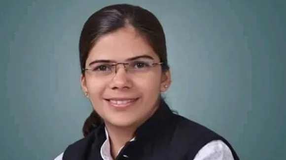 इलाहाबाद विश्विद्यालय की पूर्व छात्रसंघ अध्यक्ष ऋचा सिंह को पुलिस ने गिरफ्तार किया