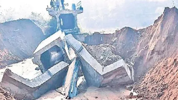 वाह सरकार वाह! दो करोड़ से बना पुल, पानी छोड़ते ही दूसरी बार भी टूटा