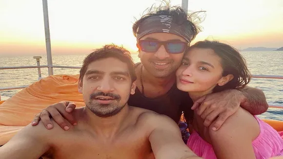 रणबीर कपूर के साथ वेकेशन पर गईं आलिया भट्ट, Instagram पर छाई हैं तस्वीरें
