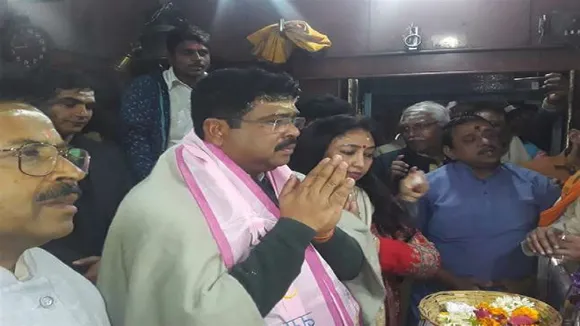 ईरान-अमेरिका विवाद: पेट्रोल को लेकर बोले धर्मेंद्र प्रधान, कहा- अन्‍य विकल्‍पों पर भी सरकार की नजर