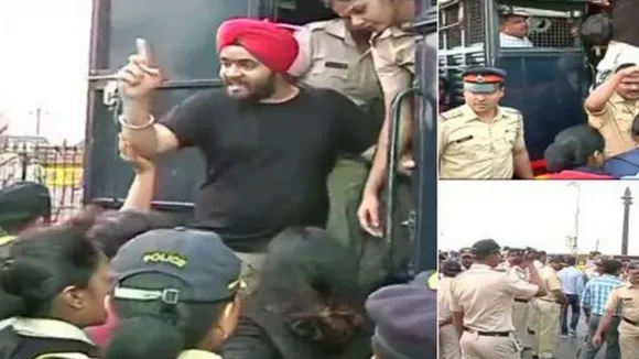 JNU Violence: गेटवे ऑफ इंडिया से हटाए गए प्रदर्शनकारी, नई जगह किया गया शिफ्ट