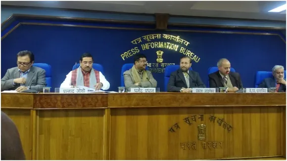 मोदी सरकार ने इस बड़ी सरकारी कंपनी को बेचने का लिया फैसला, जानिए कैबिनेट के अन्य बड़े निर्णय