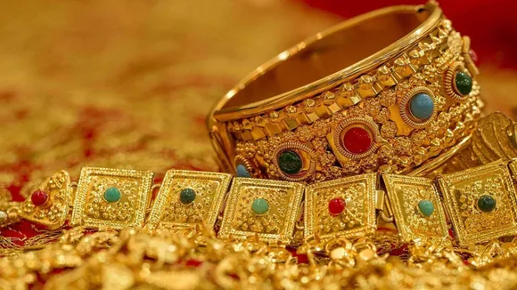Gold News: भाव बढ़ने के बावजूद 6 महीने में 30 फीसदी घटी सोने की मांग, जानें वजह