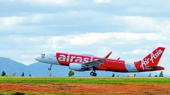 Air Asia के यात्री ने दी विमान को उड़ाने की धमकी, बीच उड़ान से ही वापस लौटा विमान, फिर...