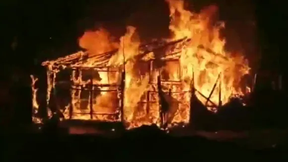 पश्चिम बंगाल में बीजेपी ऑफिस को किया गया आग के हवाले, टीएमसी पर लगे गंभीर आरोप