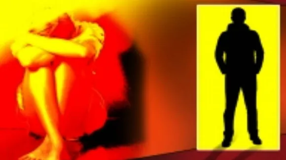 नाबालिग को नशीला पदार्थ खिलाकर बलात्कार, घर के दरवाजे पर बेहोशी मिली पीड़िता