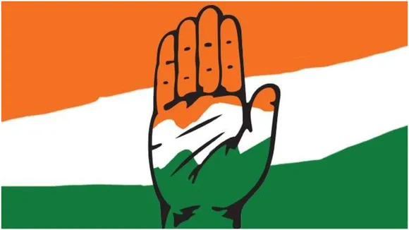 दिल्ली में उम्मीदवारों पर अंतिम निर्णय के लिए कांग्रेस की बैठक, आप के बागियों को मिल सकता है मौका