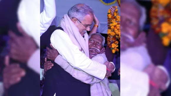 CM भूपेश को चाबुक मारने वाले बुजुर्ग का निधन