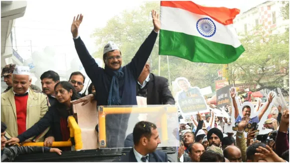 दिल्ली चुनावः रोड शो में फंसे मुख्यमंत्री केजरीवाल, अब कल होगा नामांकन
