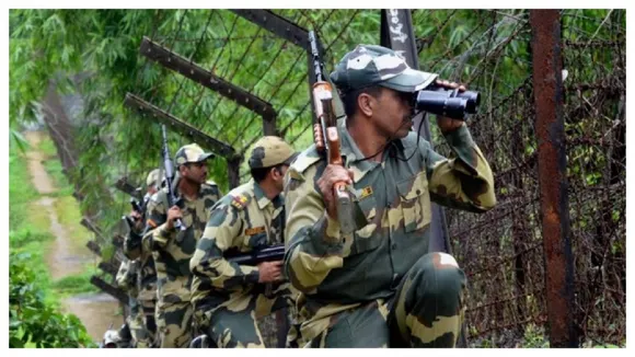जम्मू-कश्मीर पुलिस ने LoC पार करते हुए 2 युवकों को किया गिरफ्तार
