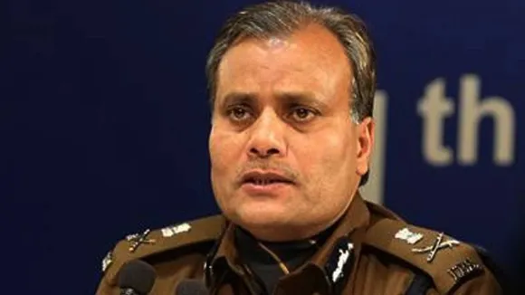 शाहीन बाग गोलीकांड: पहली बार बोले दिल्ली पुलिस आयुक्त, मुख्यमार्ग से हट जाएं प्रदर्शनकर्ता