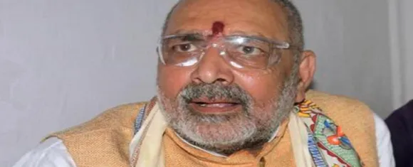 ओवैसी जैसे कट्टरपंथी देशद्रोही सेना बना रहे, पाकिस्तान जाने की सलाह दे गए गिरिराज सिंह