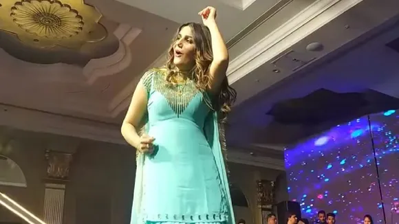 सपना चौधरी पर बरसे साधु संत, बोले- ऐसा फूहड़ डांस