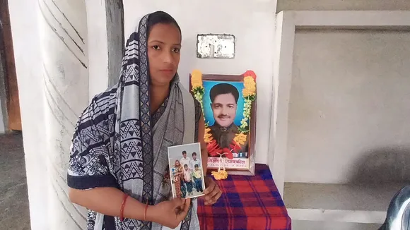 पुलवामा के एक साल : अब इस हाल में है मैनपुरी के लाल का परिवार