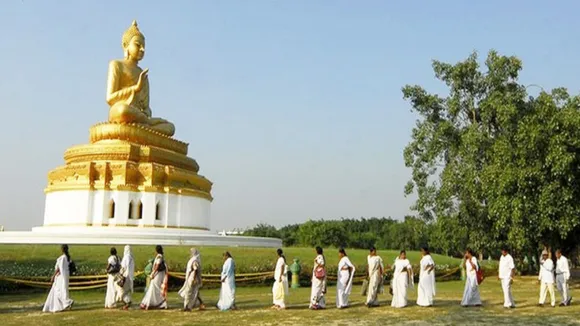 कोरोना वायरस की दहशत श्रावस्ती के मंदिर में लगा ताला