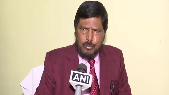 रामदास अठावले का राहुल गांधी पर हमला, बोले- वे प्रधानमंत्री को मारेंगे डंडा, तो हम मारेंगे अंडा