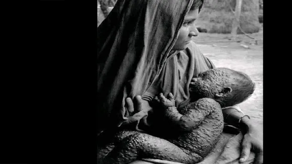 Viral: 'मां तो मां होती है', सोशल मीडिया पर वायरल इस तस्वीर को देख रो पड़ेंगे आप