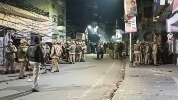 कानपुर: CAA विरोधी धरने पर बैठे लोगों को पुलिस ने खदेड़ा, मोहम्मद अली पार्क को कराया खाली