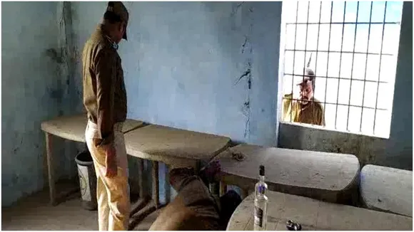 बिहार : शराबियों का अड्डा बना, मोतिहारी का सदर अस्पताल
