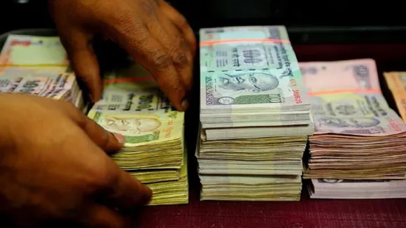 दिहाड़ी मजदूरी करने वाला अचानक बन गया 12 करोड़ का मालिक, जानें कैसे