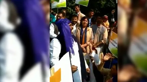 अजय कुमार लल्लू के नेतृत्व में आरक्षण बचाने सड़क पर उतरी कांग्रेस