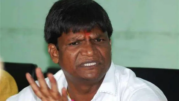 पुलिस को चकमा देकर भागा यौन शोषण का आरोपी BJP विधायक, घर पर पड़ी थी रेड