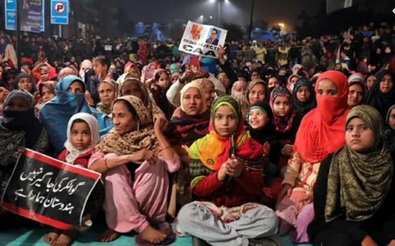 वार्ताकारों से बातचीत के दौरान भावुक और नाराज दिखीं शाहीन बाग में धरने पर बैठीं महिलाएं