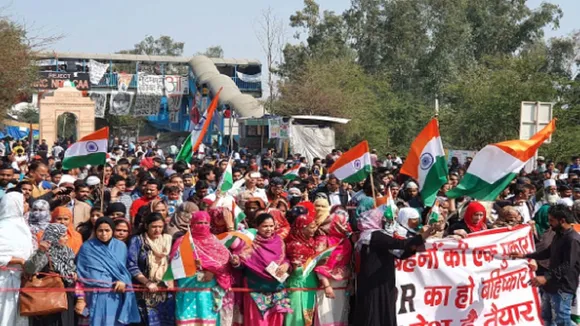 शाहीनबाग के CAA विरोधी प्रदर्शन में फूट, अलग-अलग बने गुटों में दरार