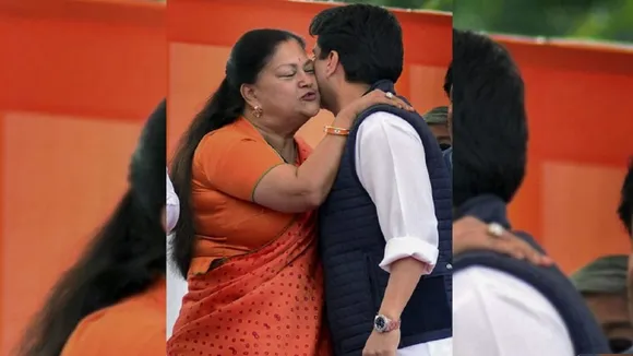 vasundhara raje with jyotiraditya Scindia